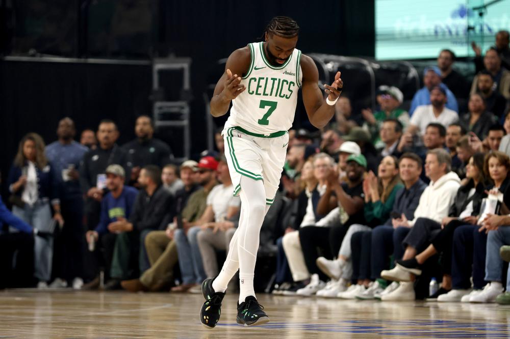 替补球员都 替补球员都